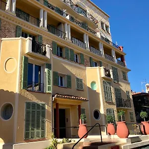 https://le-pin-dore-juan-les-pins.fr-provencehotel.com